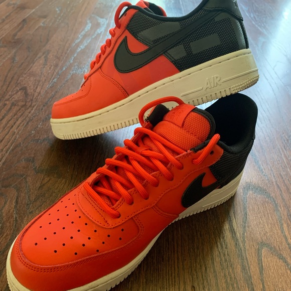 Mens Air Force 1 ‘07 “Habanero Red” - Picture 3 of 7